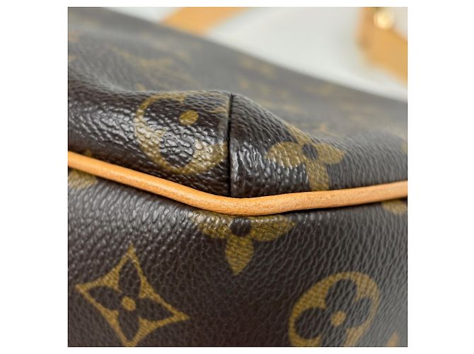 Borsa a tracolla Louis Vuitton Tikal GM - vista 3