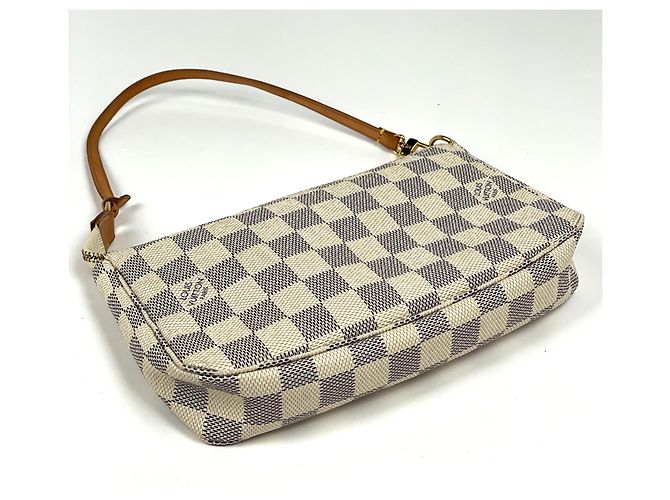 Louis Vuitton Pochette Accessoires Pouch - vista 2