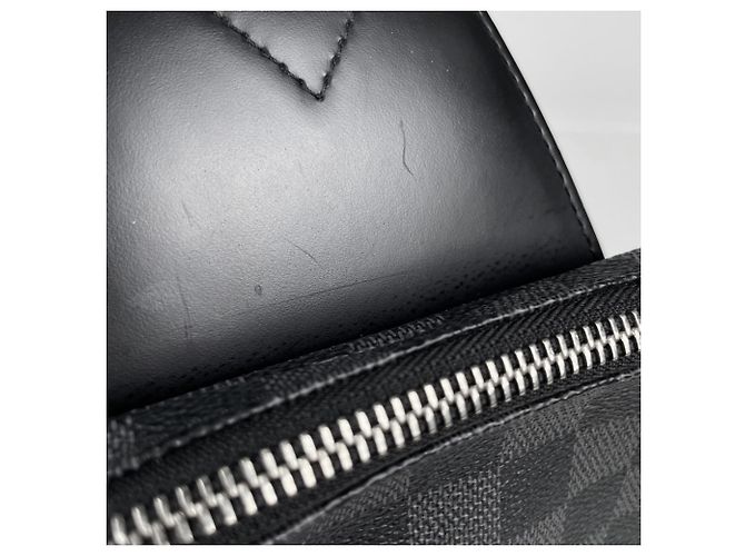 Borsa Avenue Sling Louis Vuitton - Black Damier Graphite - vista 5