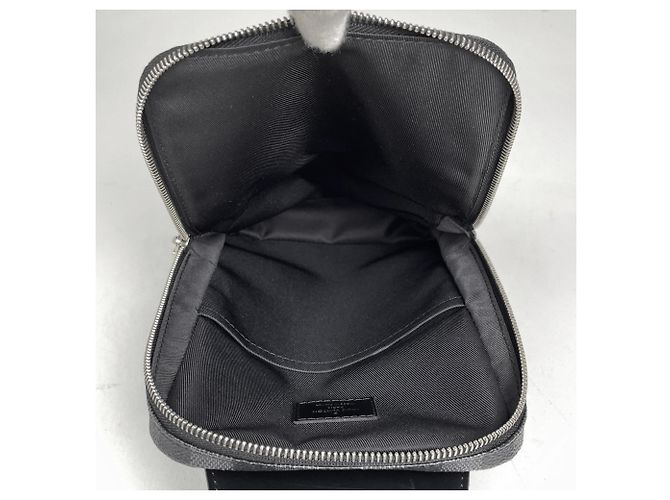 Borsa Avenue Sling Louis Vuitton - Black Damier Graphite - vista 7