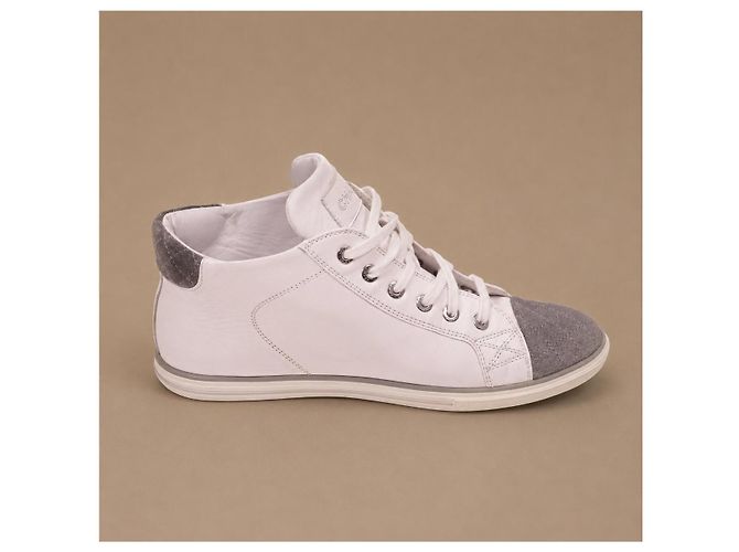 Chanel Sneakers mid-top in pelle bianca - vista 18