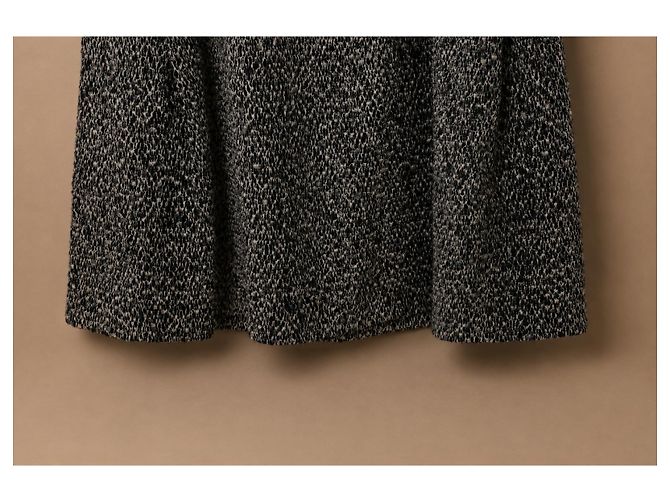 Vestido sin mangas de tweed Chanel blanco y negro - vista 7