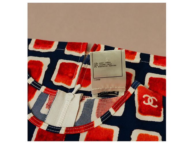 Top sin mangas Chanel Runway con logo CC - vista 8