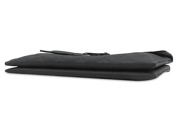 Louis Vuitton Black Monogram Shadow S Lock Pochette - vista 3