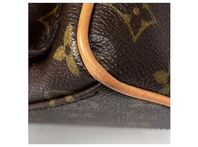 Borsa Louis Vuitton Manhattan PM - vista 3