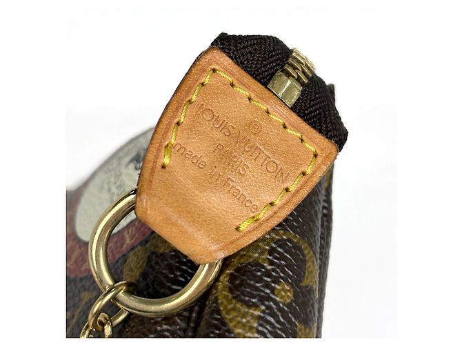 Louis Vuitton Mini Pochette Accessoires Pouch - vista 5