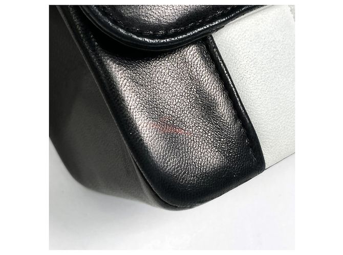 Chanel Schultertasche aus bicolor Leder - Ansicht 4