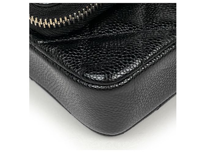 Borsa a tracolla Chanel in vitello grana nera - vista 3