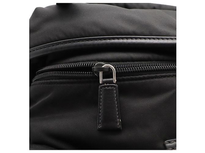 Prada Re-Nylon Triangle Schultertasche - Ansicht 7