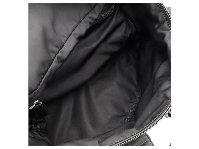 Prada Re-Nylon Triangle Schultertasche - Ansicht 9