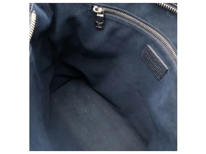 Louis Vuitton Taurillon Eastside Tote Bag - Ansicht 9