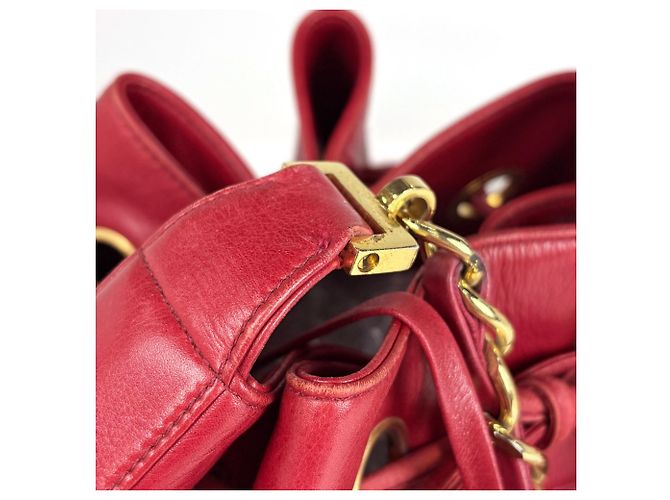 Borsa a tracolla Chanel in pelle matelassé rossa - vista 7