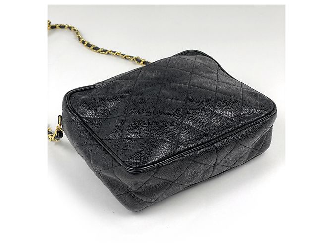 Borsa a tracolla Chanel Black Matelassé - vista 2