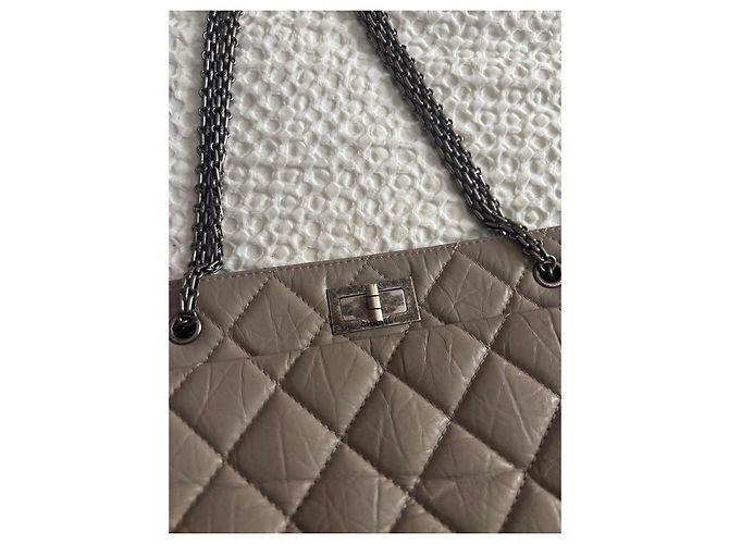 Borsa a tracolla Chanel trapuntata beige - vista 2