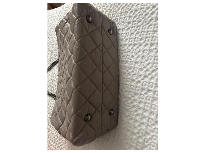 Borsa a tracolla Chanel trapuntata beige - vista 4