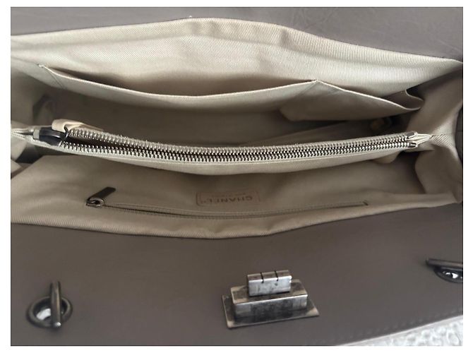Borsa a tracolla Chanel trapuntata beige - vista 5
