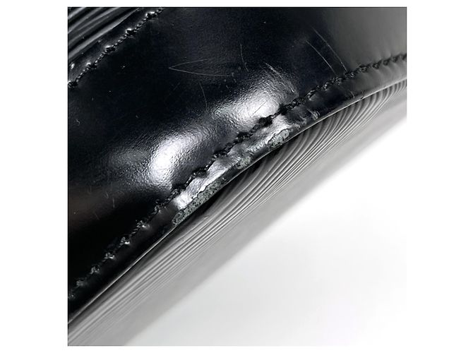 Borsa Louis Vuitton Alma in pelle Epi nera - vista 3
