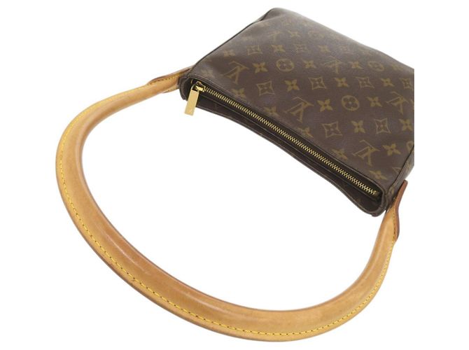 Borsa a tracolla Louis Vuitton Looping MM Monogram - vista 8