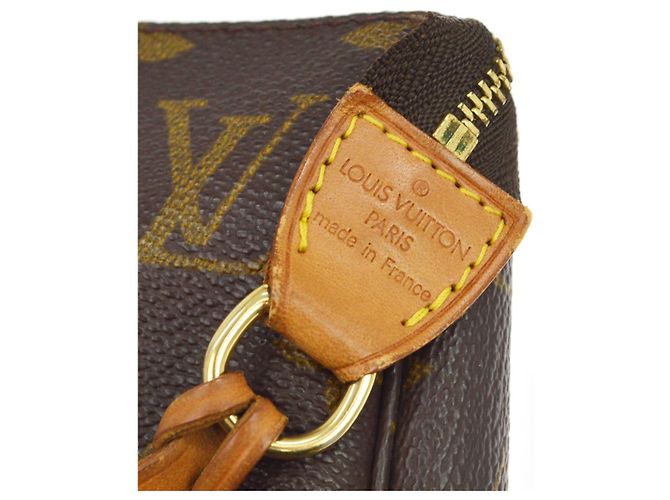 Louis Vuitton Pochette Accessoires NM Monogram Canvas - vista 4