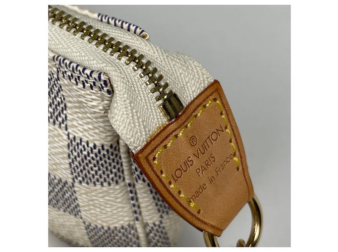 Louis Vuitton Mini Pochette Accessoires - vista 4