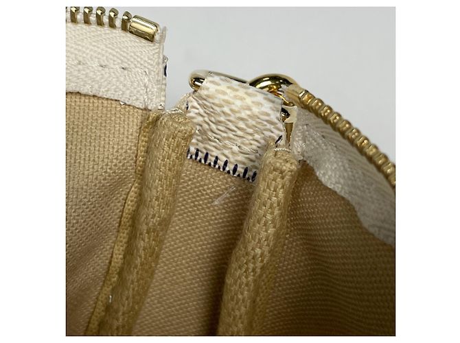 Louis Vuitton Mini Pochette Accessoires - vista 5