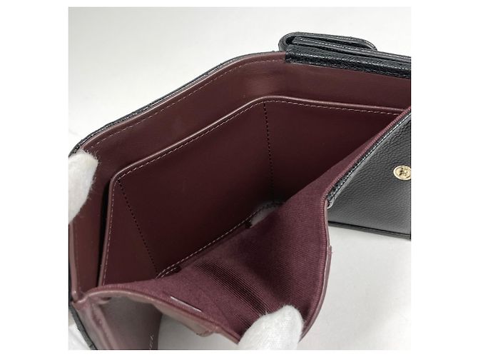 Portafoglio tri-fold Chanel in pelle di vitello granulata nera - vista 5