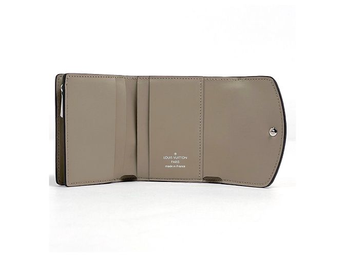Louis Vuitton Portefeuille Iris XS Tri-fold Wallet - vista 6