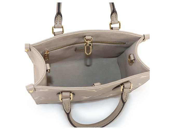 Borsa Tote Louis Vuitton Onthego PM Bicolor Monogram Empreinte - vista 6