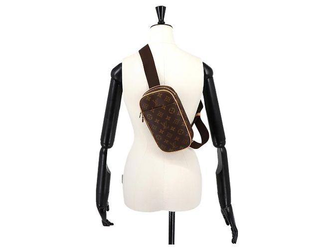 Borsa Louis Vuitton Monogram Pochette Gange - vista 9