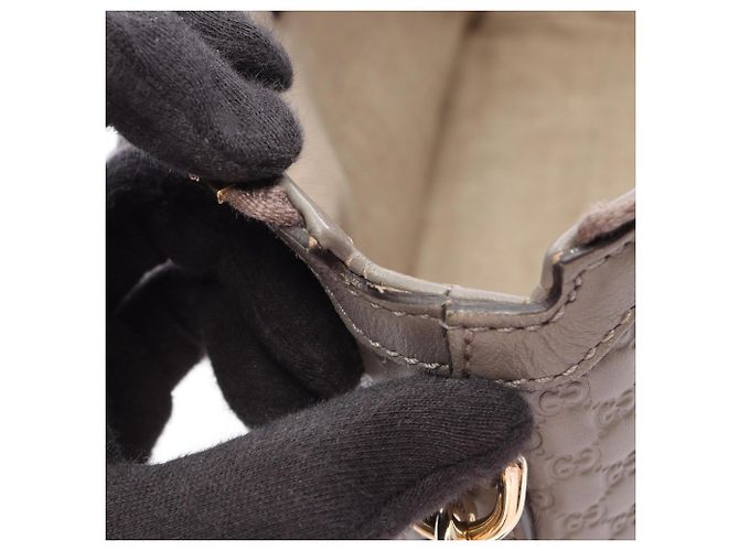 Borsa 2-Way Gucci Microguccissima in pelle grigia - vista 5