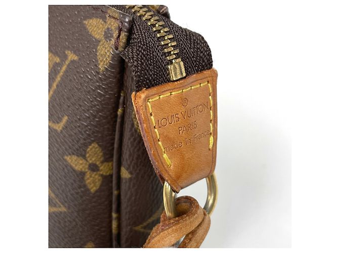 Louis Vuitton Pochette Accessoires Pouch - vista 4