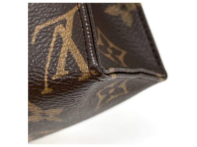Louis Vuitton Pochette Toilette 19 Bag - vista 3