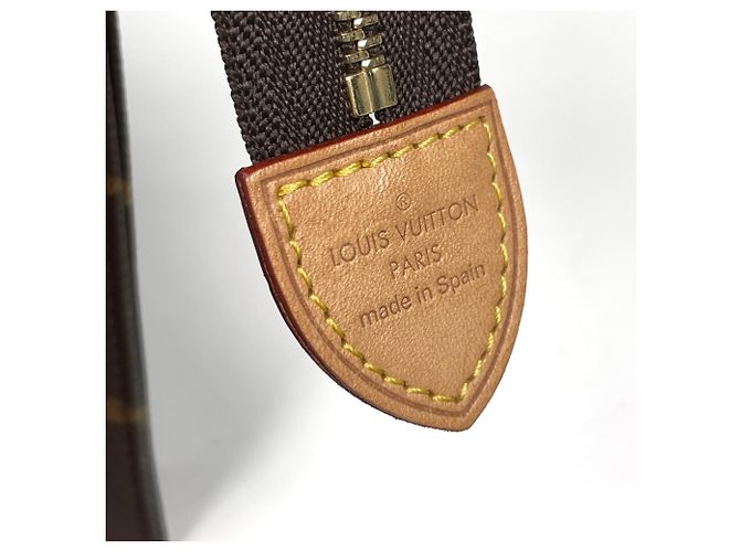 Louis Vuitton Pochette Toilette 19 Bag - vista 4