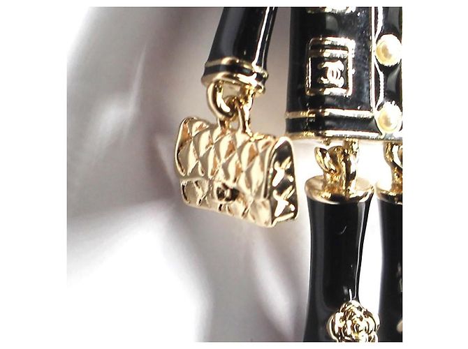 Chanel Spilla Coco Lion in metallo dorato e smalto nero - vista 5