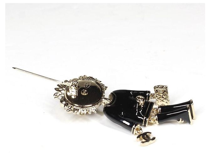 Chanel Spilla Coco Lion in metallo dorato e smalto nero - vista 6