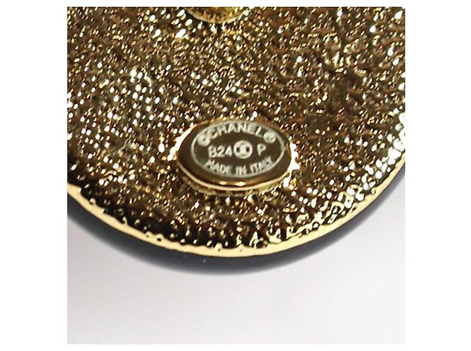 Chanel Orecchini CC Logo in Metallo e Resina Nero Bianco - vista 5