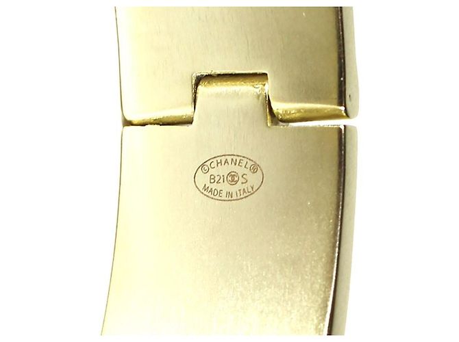 Bracciale cuff Chanel in pelle e metallo dorato - vista 6