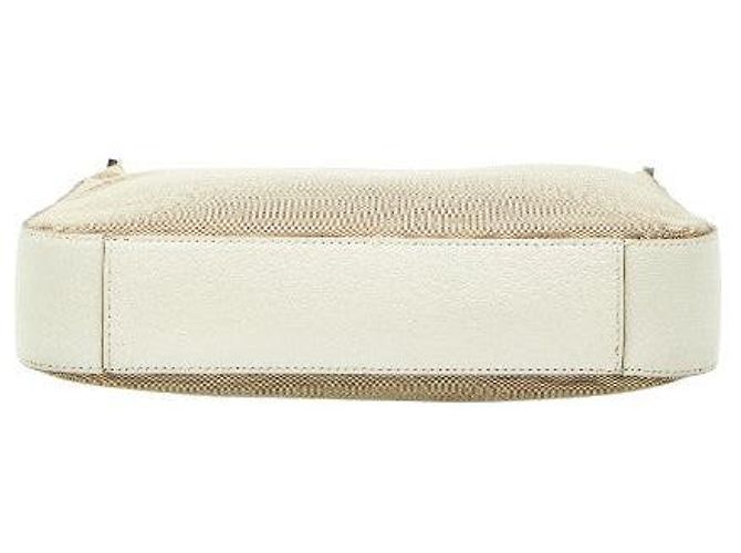 Gucci Chain One-Shoulder Bag - view 3