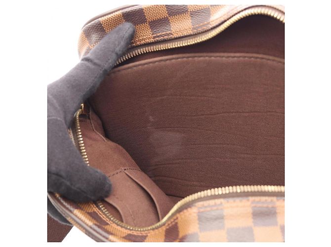 Borsa a tracolla/Borsa a mano Louis Vuitton Shelton MM - vista 6