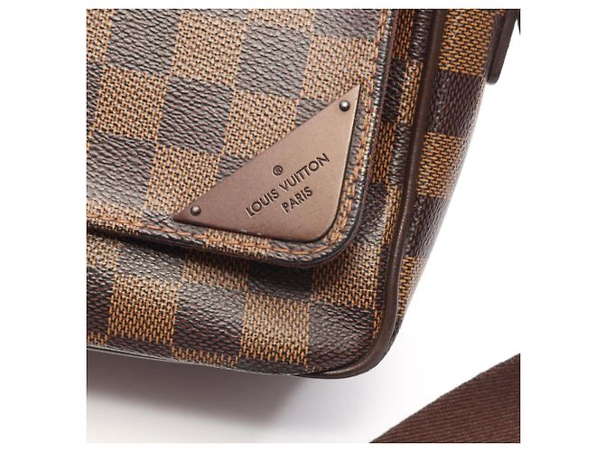 Borsa a tracolla/Borsa a mano Louis Vuitton Shelton MM - vista 9