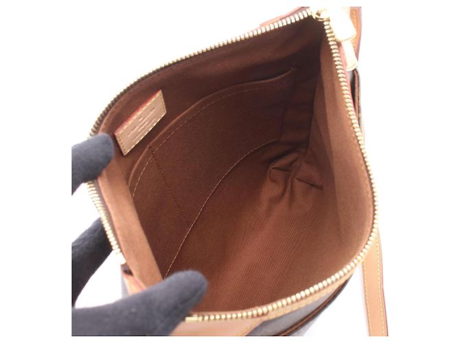 Borsa a tracolla Louis Vuitton Odeon PM - vista 3