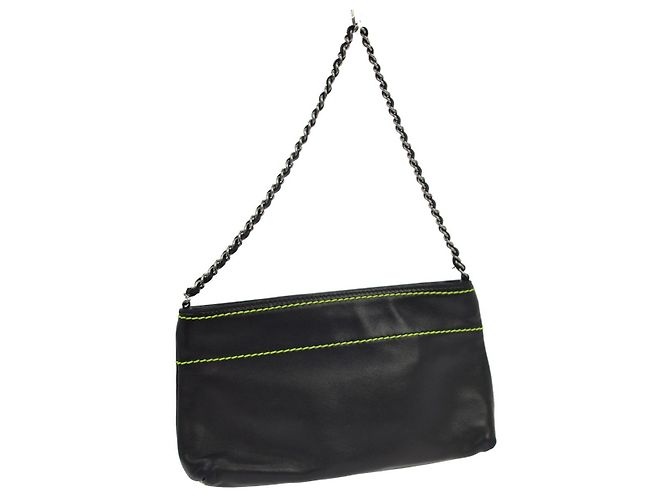 Chanel Lax Pochette Leather - vista 2