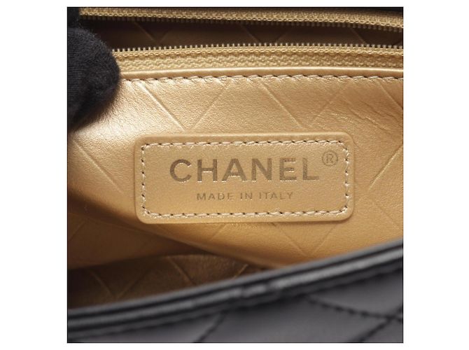 Borsa a tracolla Chanel Matelassé in pelle di agnello - vista 4
