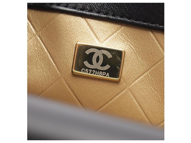 Borsa a tracolla Chanel Matelassé in pelle di agnello - vista 5