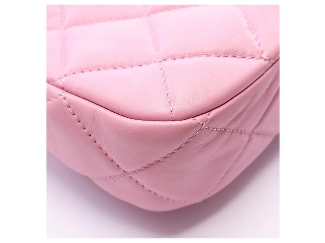 Borsa a tracolla Chanel Matelassé in pelle d'agnello - vista 7