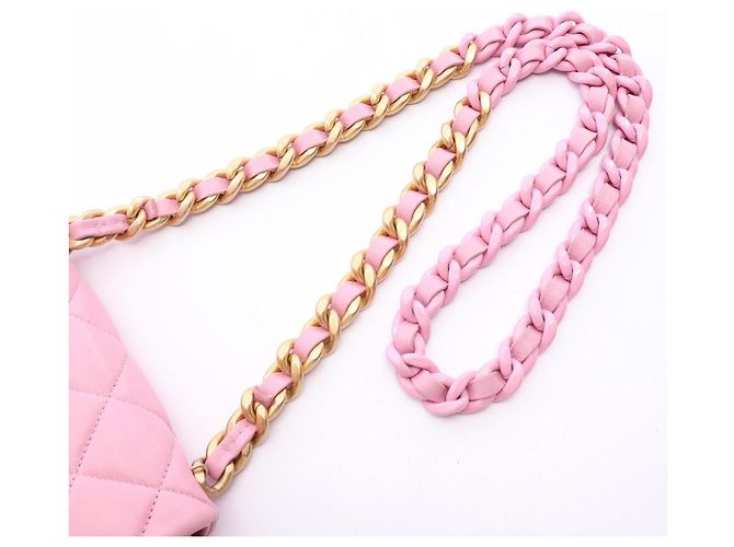 Borsa a tracolla Chanel Matelassé in pelle d'agnello - vista 9