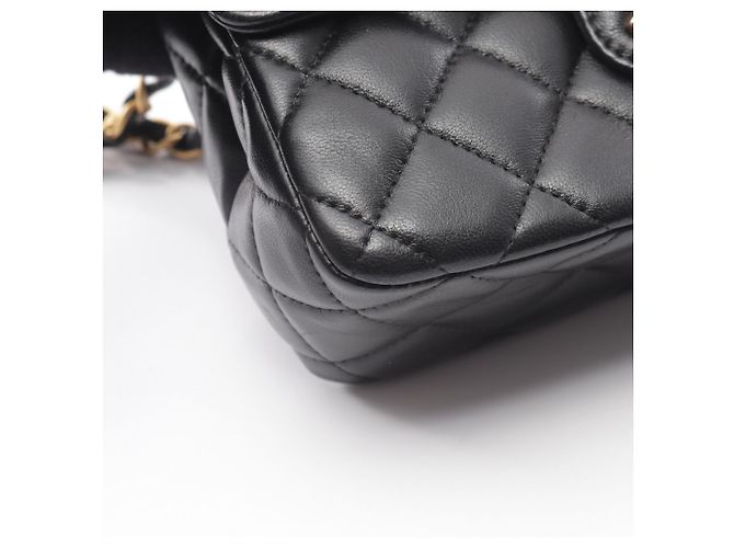Borsa a tracolla Chanel Matelassé in pelle d'agnello nera - vista 8