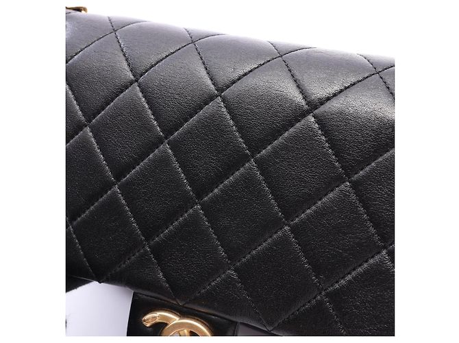 Borsa a tracolla Chanel Matelassé con patta - vista 10