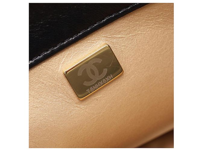 Borsa a tracolla Chanel Matelassé con patta - vista 5