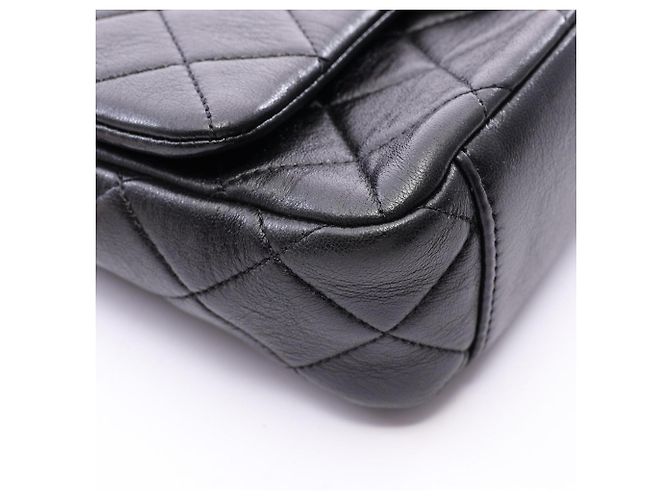 Borsa a tracolla Chanel Matelassé con patta - vista 6